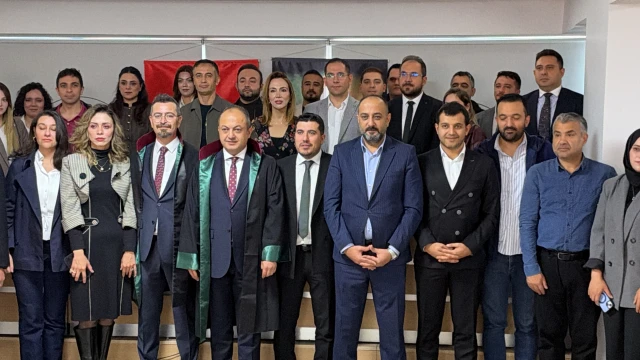 Baro’da Gökhan Ulu Mazbatasını Alarak Göreve Başladı — Fotoğraf 1