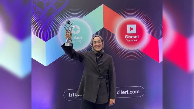 İletişim Öğrencilerinden TRT Yarışmasında Çifte Başarı! — Fotoğraf 2