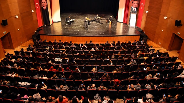 Javadoff Malatya’da Müzikseverleri Büyüledi! — Fotoğraf 1