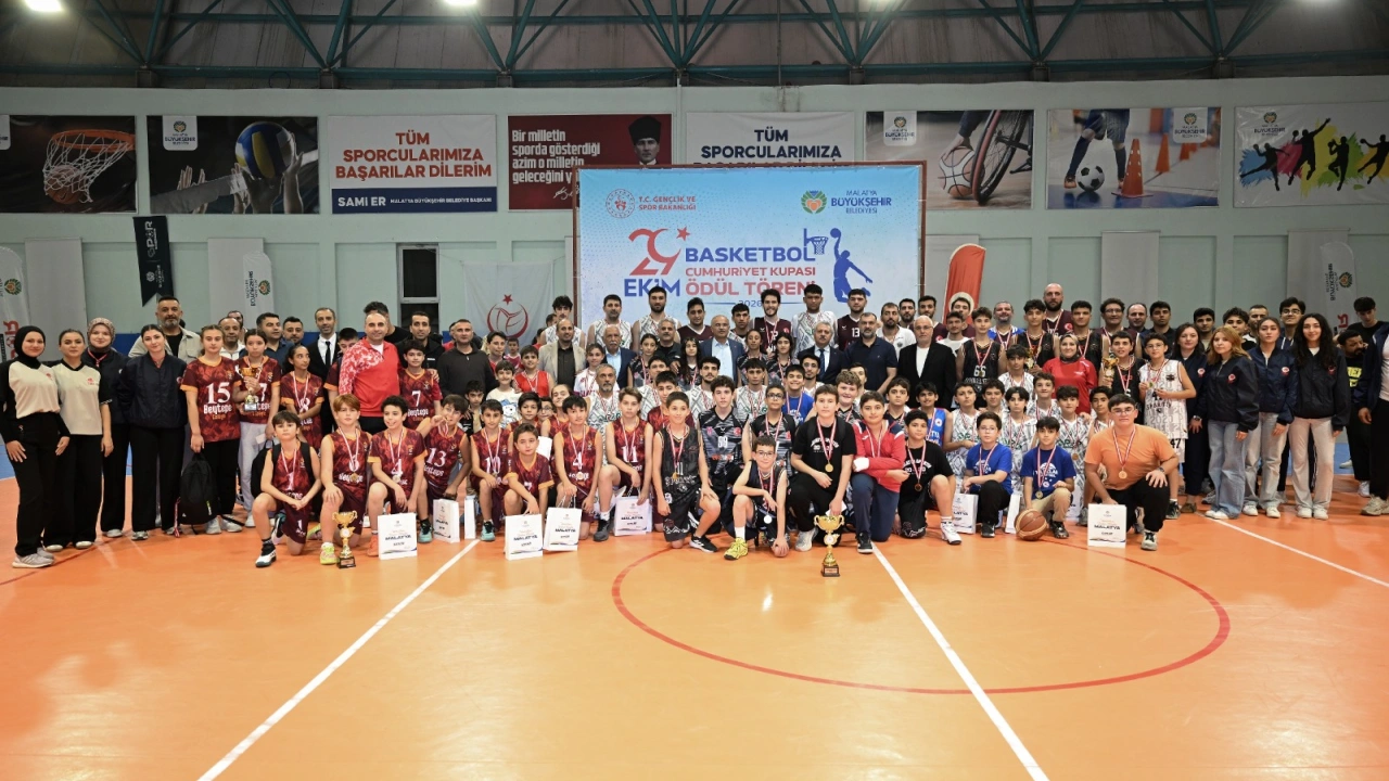 Malatya’da 29 Ekim Cumhuriyet Kupası Sahiplerini Buldu