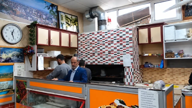 Malatya’da Askıda Dürüm Umut Oluyor — Fotoğraf 2