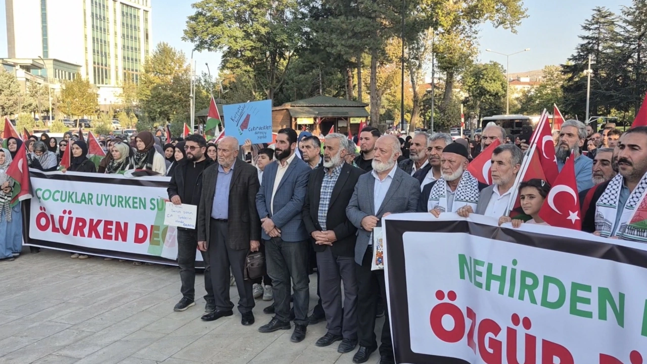 Malatya’da Filistin’e Vicdan Desteği!