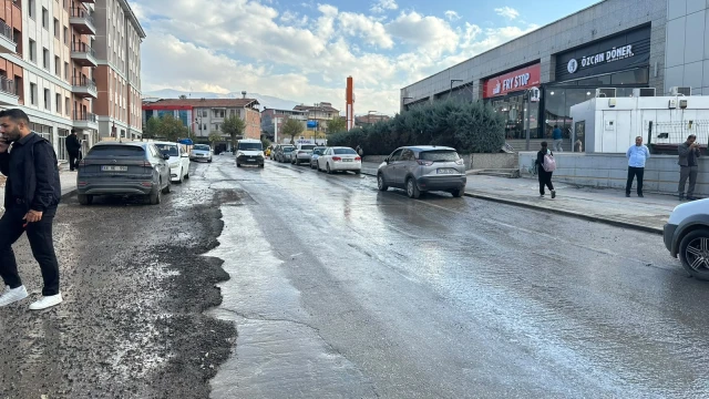 Malatya’da Konteyner Çarşı Kaldırıldı — Fotoğraf 1