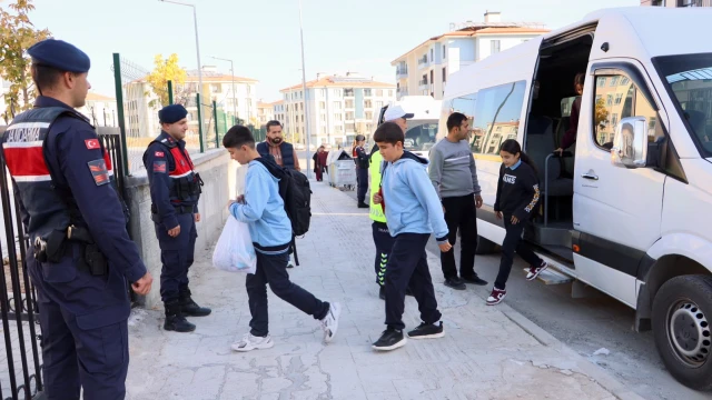 Malatya’da Okul Çevrelerine Sıkı Denetim — Fotoğraf 1