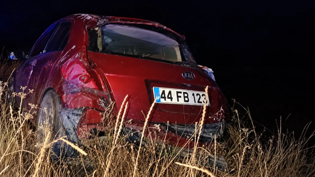 Malatya’da Trafik Kazası; 2 Ağır Yaralı — Fotoğraf 2