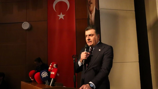 Veli Ağbaba: Ne Yaptıysam Malatya İçin Yaptım — Fotoğraf 1