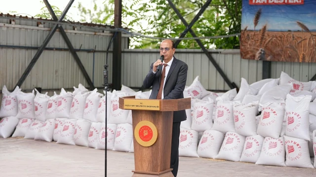 Yeşilyurt’ta Üreticlere Arpa Desteği