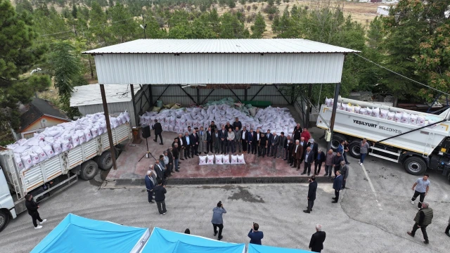 Yeşilyurt’ta Üreticlere Arpa Desteği — Fotoğraf 1