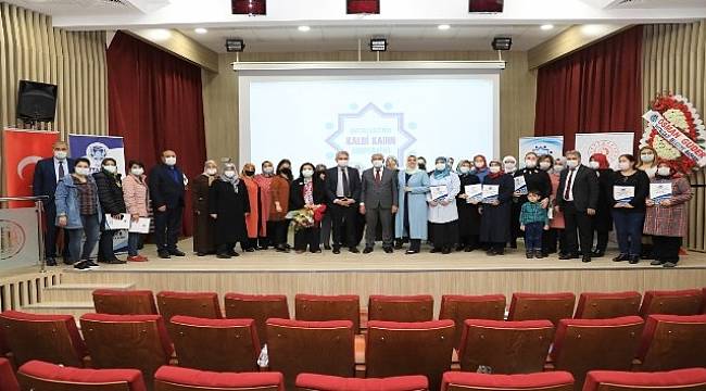 Başarılı Kursiyerlere Sertifikaları Takdim Edildi