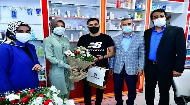 Başkan Çınar’dan,Nöbetçi Eczanelere Ziyaret