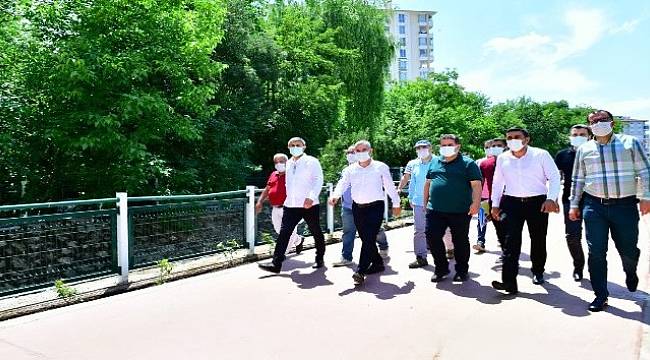 Yeşilyurt'ta,Hizmet Çalışmaları Aralaksız Sürüyor