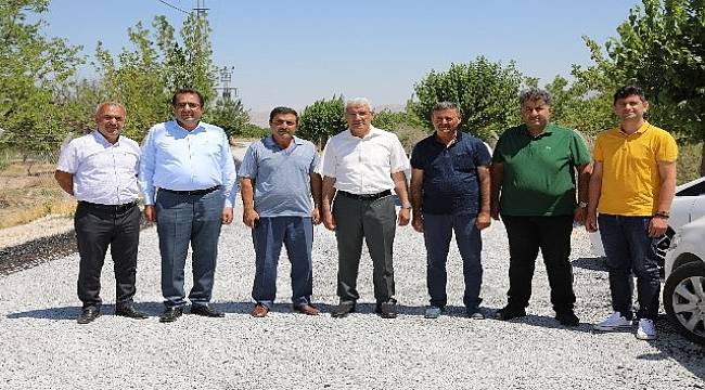Muhtarlar'dan,Başkan Güder'e Övgü