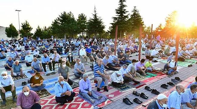 Yeşilyurt'ta Bayram Namazı Heyecanı