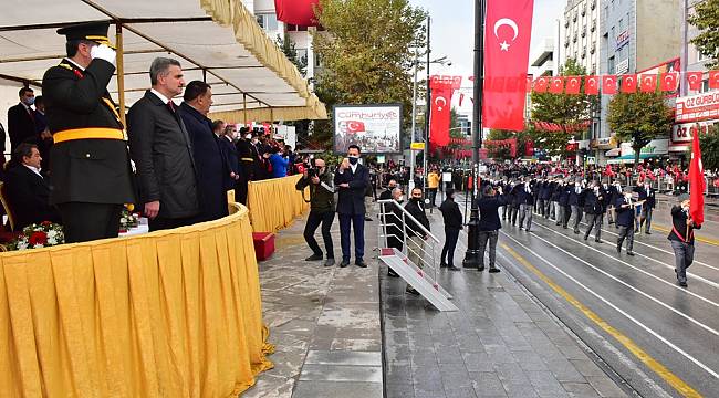 Malatya'da Cumhuriyet Bayramı Coşku İle Kutlandı