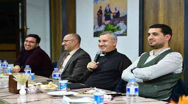 Çınar, AK Partili Gençleri Ağırladı
