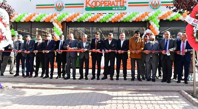 Malatya''da Tarım Kredi Kooperatif Marketi Açıldı