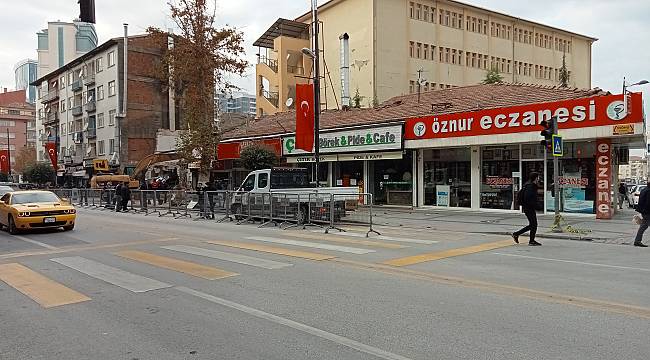 Yıkılan Bina Ve Verdiğimiz Sınav