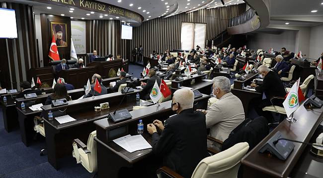 Büyükşehir Meclisinden Öğrencilere Jest
