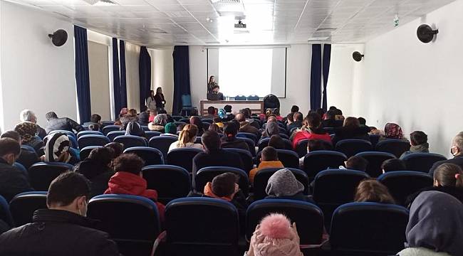 Çocuk Ve Gençlere İletişim Becerileri Eğitimi