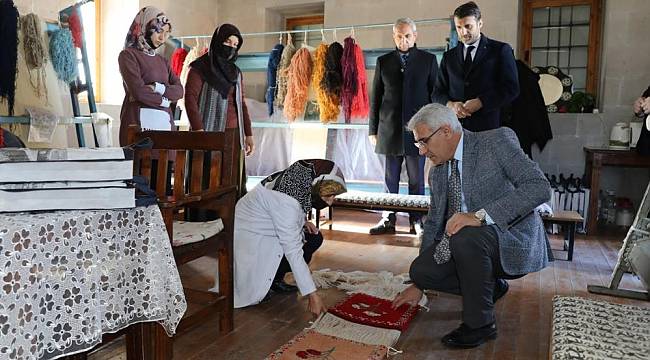 Hem Öğreniyor Hem de Ekonomilerine Katkı Sağlıyorlar