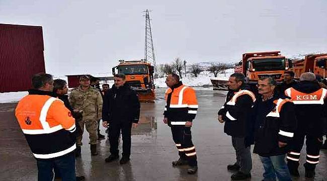 Vali Baruş,Karayolları Ekibine Teşekkür Etti