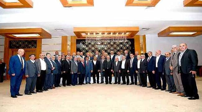Belediye Başkanları İftarda Buluştu