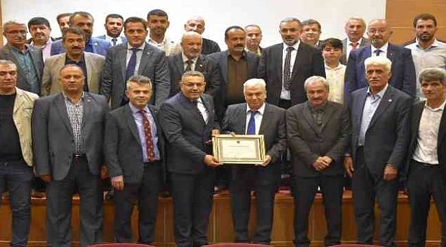 TSO'dan Sezai Yılmaz'a “Şeref Üyeliği” Unvanı