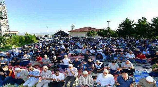Yeşilyurt Namazgah'da Bayram Coşkusu