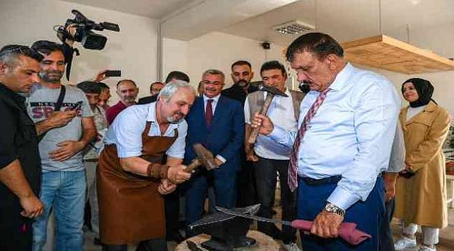 Malatya'da Fotoğraf Makinası Müzesi Açıldı 