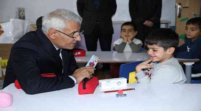 Baśkan Güder'den Öğrencilere Süpriz Ziyaret