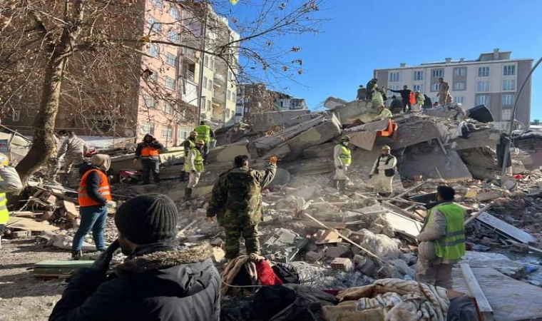 Malatya 'da Deprem Yaraları Sarılmaya Çalışılıyor