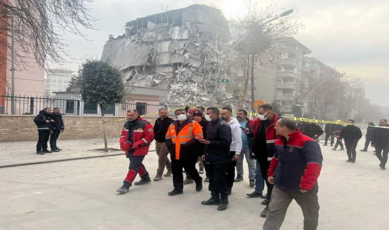 Malatya'da 5.6.Deprem 1 Ölü 110 yaralı