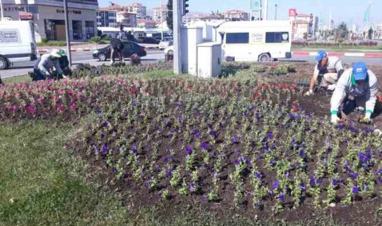 Malatya’da Parklar Ve Rüfujler Yenileniyor