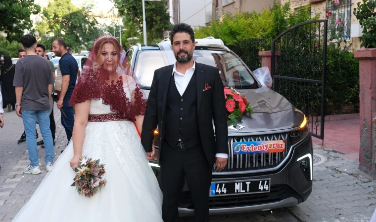 Gürkan’dan Damat Ve Gelin’e Makam Aracı Jesti