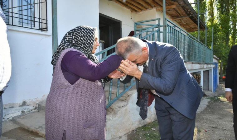 Vali Yazıcı, Kuluncak'ta Şehit Ailelerini Unutmadı