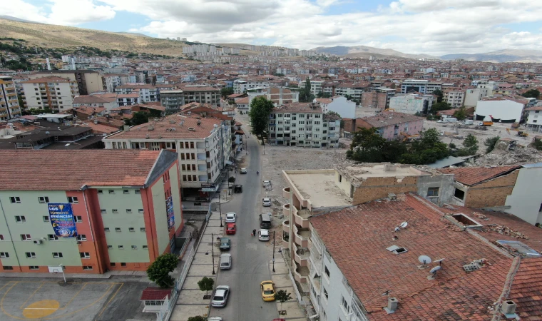 Malatya Büyükşehir'den Hasarlı Çatı Uyarısı