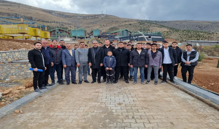 Büyükşehir'de Hizmet Ve Yatırımlar Takdire Şayan