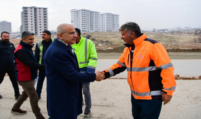 Başkan Er, Yolları Güvenli ve Konforlu Hale Getiriyoruz
