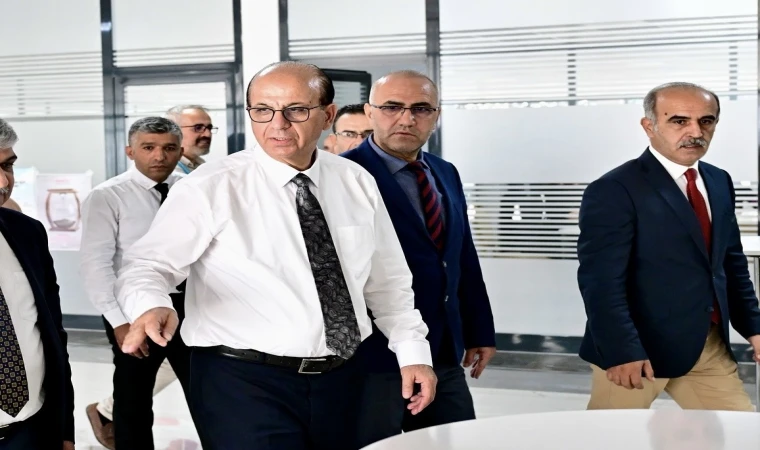 Başkan Geçit, Kütüphanelerimiz Kutsal Mekandır