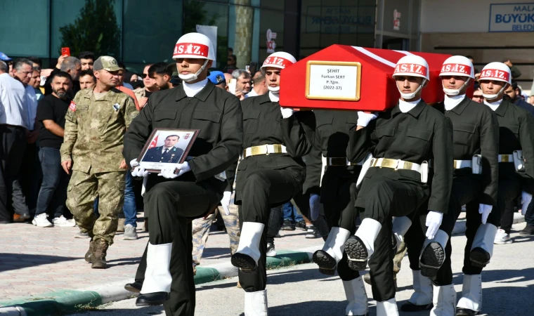Malatya Şehit’ini Gözyaşları Arasında Uğurladı