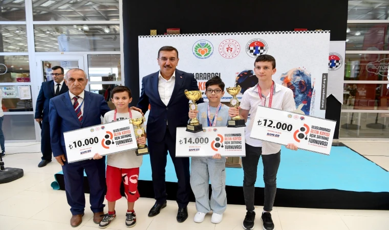 Malatya Büyükşehir, 80 Sporcuya Ödül Verdi