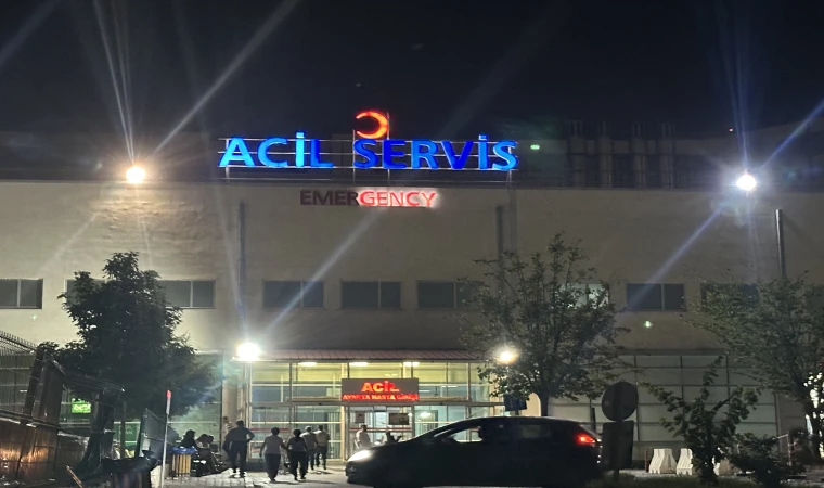 Malatya’da Otomobil Yaya’ya Çarptı 1 Yaralı