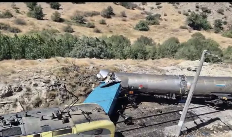 Malatya’da Tren Kazasında 50 Yon Mazot Sızdı