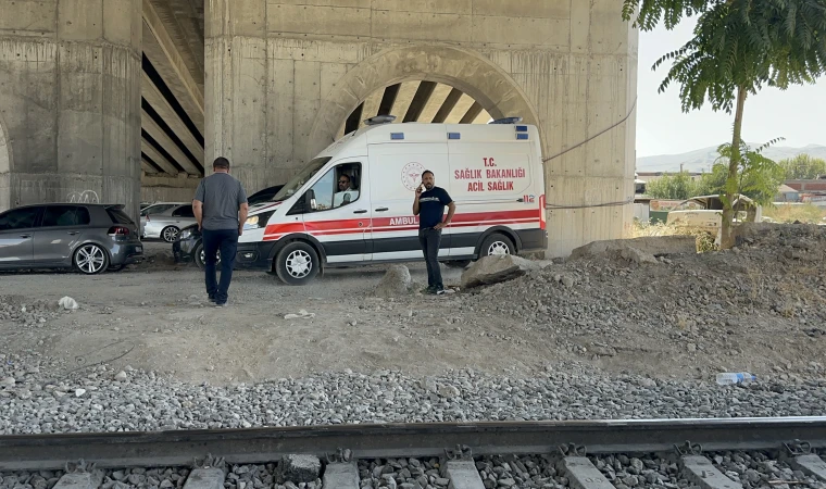 Malatya’da Yük Tren’in Çarptı, 1 Kişi Ağır Yaralandı