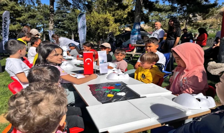 Yeşilyurt Belediyesi’nin Aile Çadır Kampına Yoğun İlgi