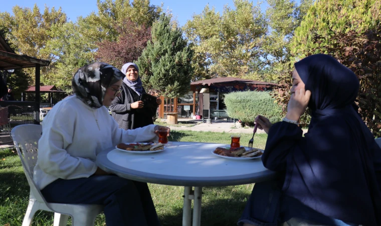 Anne Şefkatiyle Açıldı, Öğrencilerin Mekanı Oldu