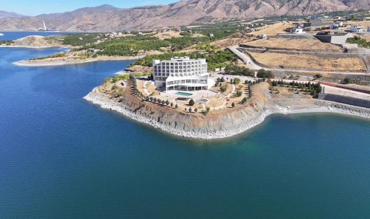 Malatya’da Kale Göl Otel, Öğretmen Akademisine Dönüştürüldü