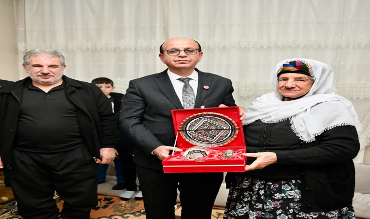 Başkan Geçit’ten Dört Kuşaklı Aileye Ziyaret