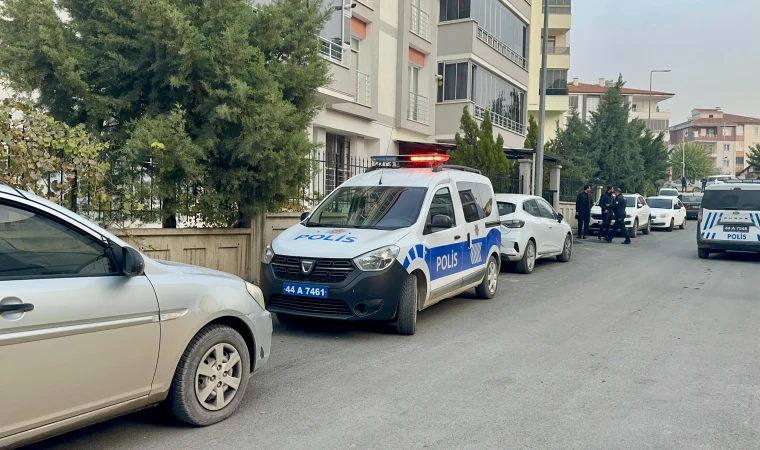 Malatya’da Bunalıma Giren Genç Kadın Kafasına Silah Dayadı