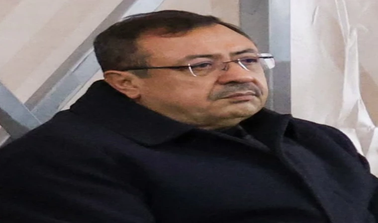 Ali Bakan, Parti Teşkilatında Birlikteliği Sağlayamadı!